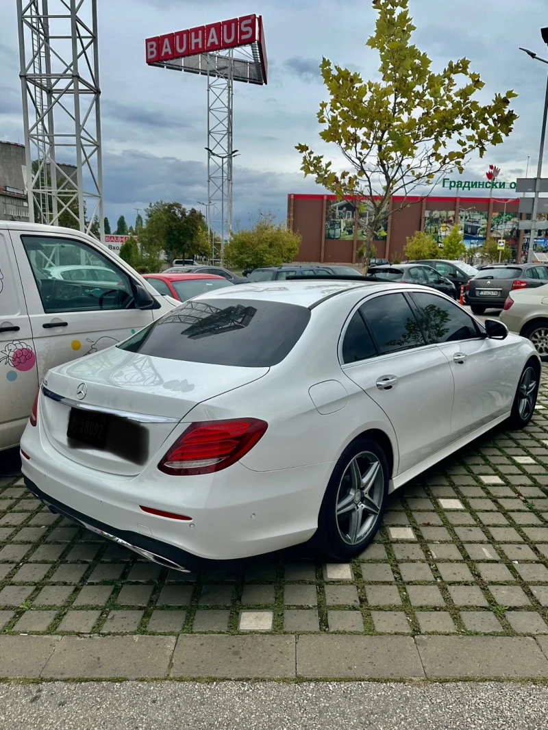 Mercedes-Benz E 300 AMG 9g tronic, снимка 3 - Автомобили и джипове - 49143207