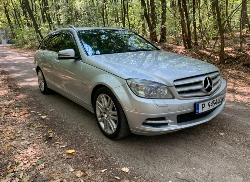 Mercedes-Benz C 220 Avantgarde | Full екстри, снимка 4 - Автомобили и джипове - 52324068