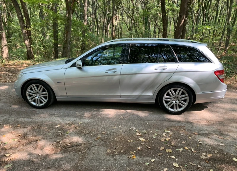 Mercedes-Benz C 220 Avantgarde | Full екстри, снимка 2 - Автомобили и джипове - 52324068