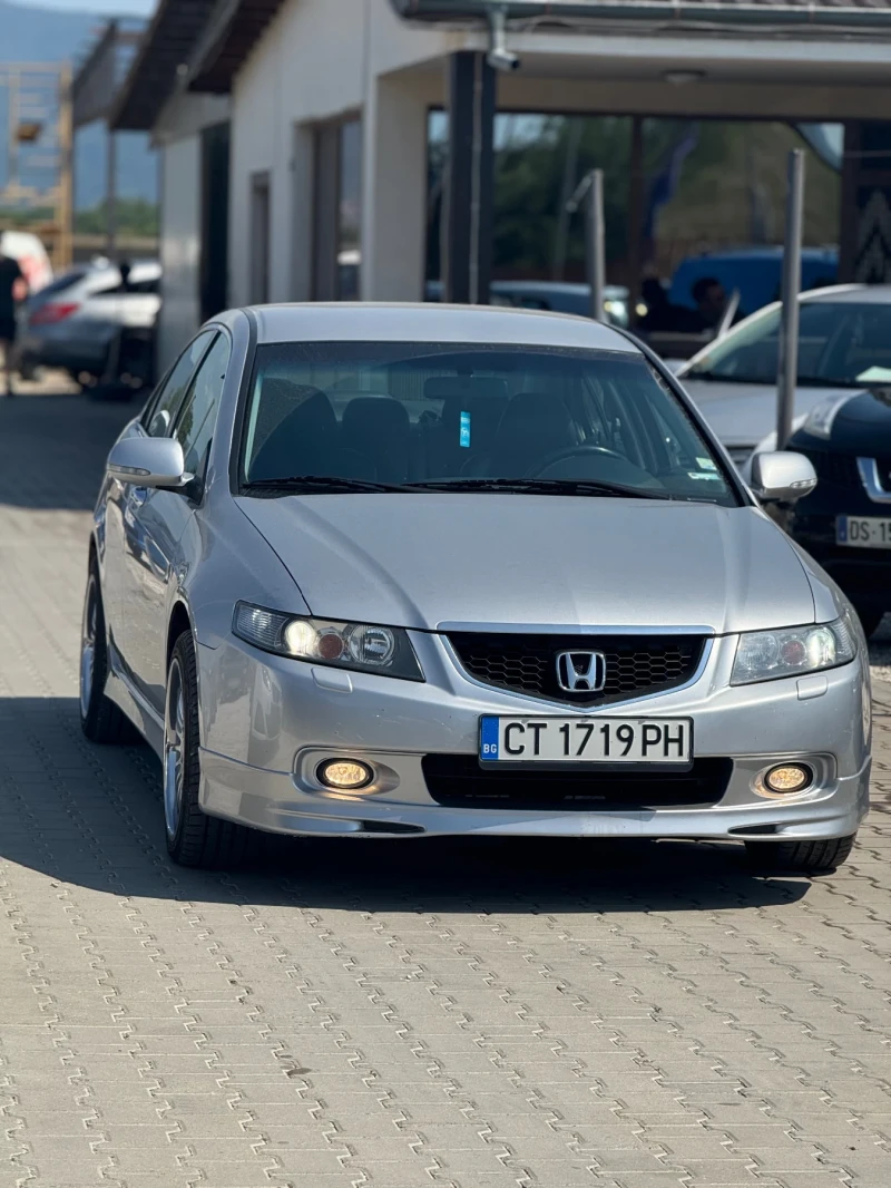 Honda Accord 2.4* Като нова* Всичко платено* Обслужена* Топ* , снимка 3 - Автомобили и джипове - 51009445