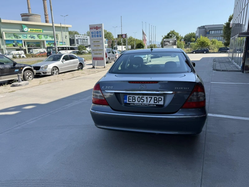 Mercedes-Benz E 300 E 300 BLUETEC, снимка 3 - Автомобили и джипове - 51364771