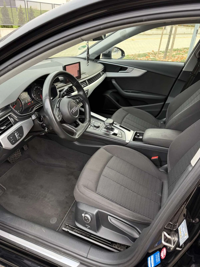 Audi A4 40 TDI, снимка 14 - Автомобили и джипове - 52362441