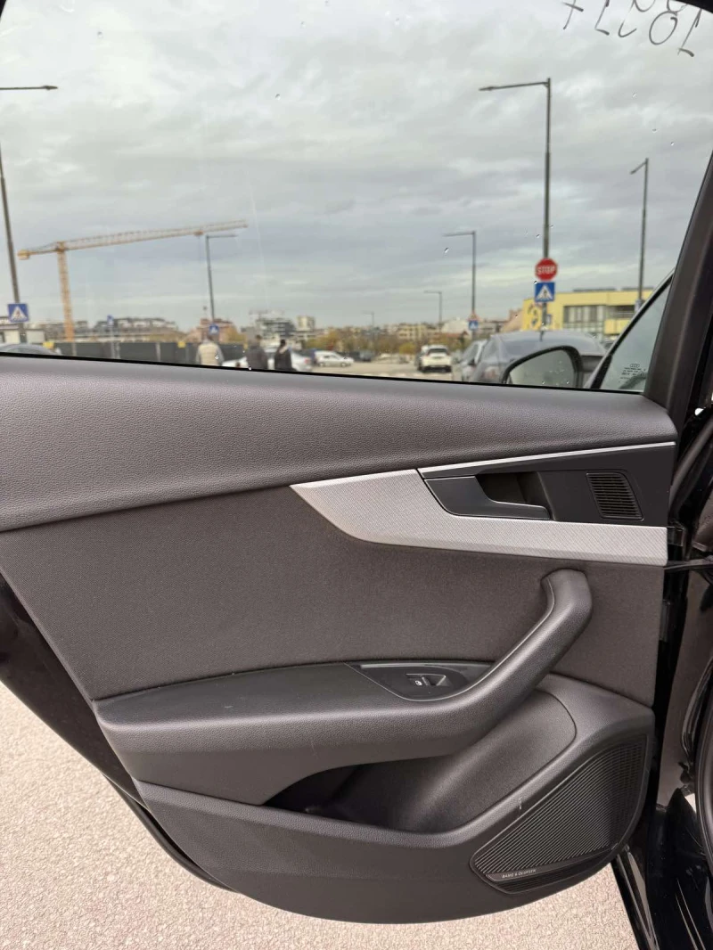 Audi A4 40 TDI, снимка 12 - Автомобили и джипове - 52362441