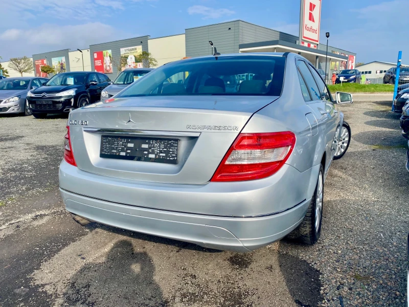 Mercedes-Benz C 180, снимка 6 - Автомобили и джипове - 52383129