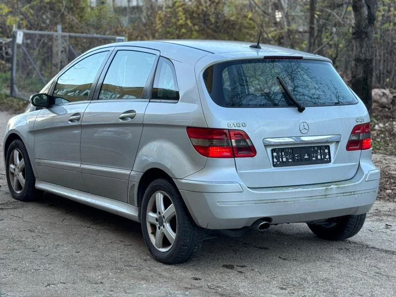 Mercedes-Benz B 180, снимка 3 - Автомобили и джипове - 52423787