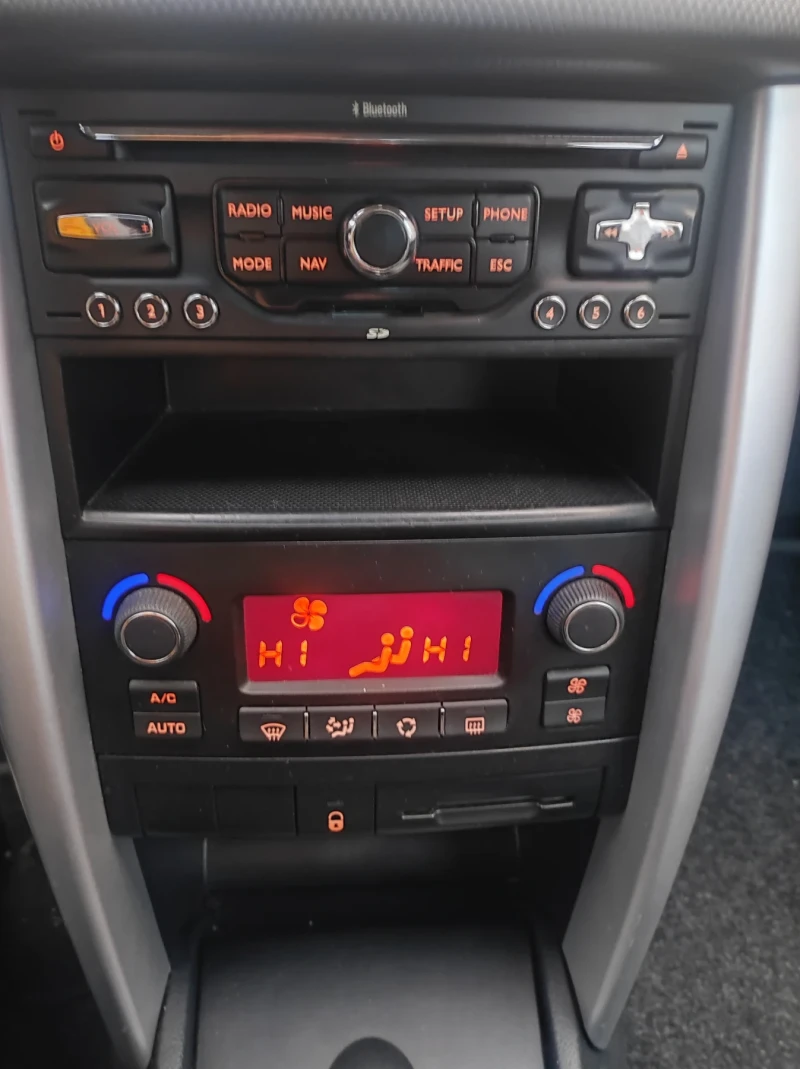 Peugeot 207 SW, снимка 3 - Автомобили и джипове - 52514330