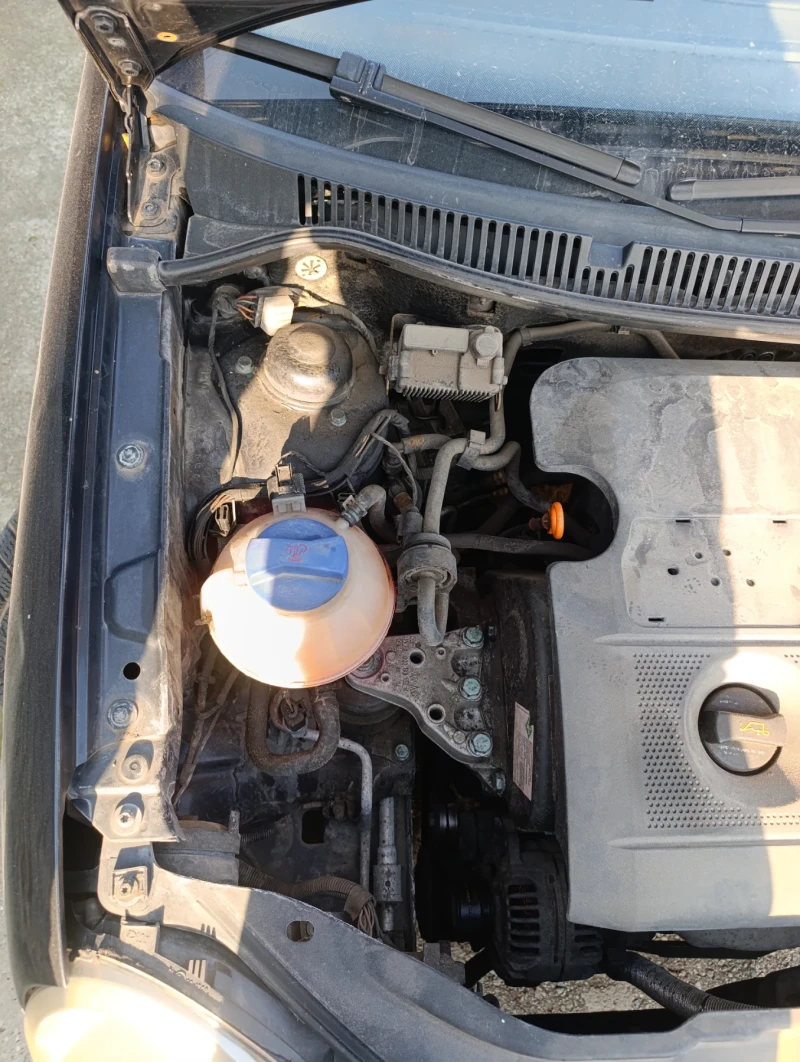 VW Polo, снимка 4 - Автомобили и джипове - 52866156