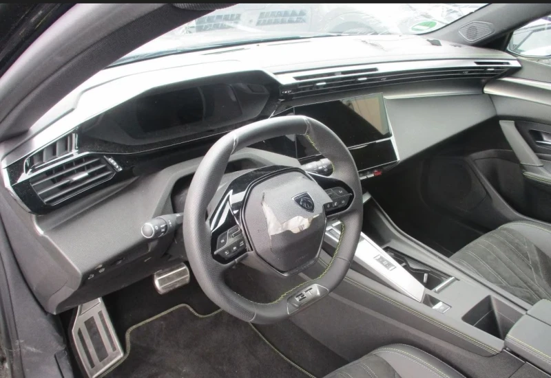 Skoda Octavia 1.2T GT line 12 000 км!, снимка 5 - Автомобили и джипове - 53048398