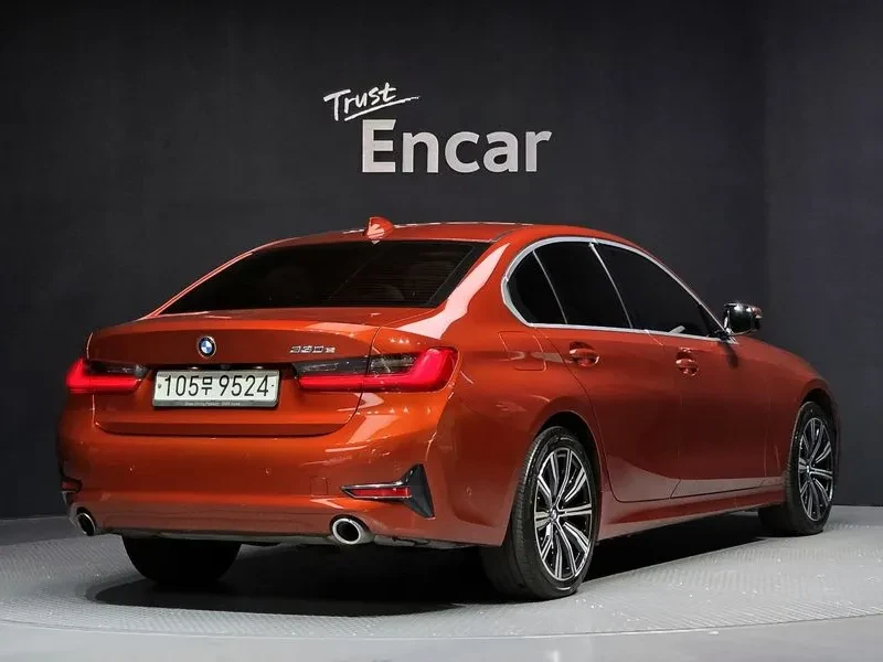BMW 330 Hybrid - САМО 30% АВАНС, снимка 2 - Автомобили и джипове - 55991886