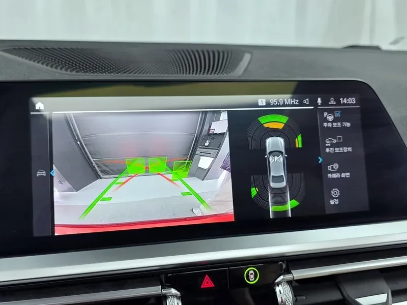 BMW 330 Hybrid - САМО 30% АВАНС, снимка 14 - Автомобили и джипове - 55991886