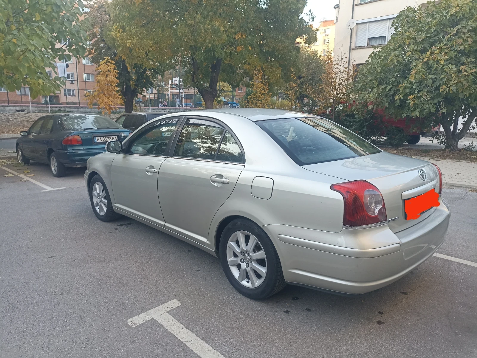 Toyota Avensis D4d 2.0  126 - изображение 5