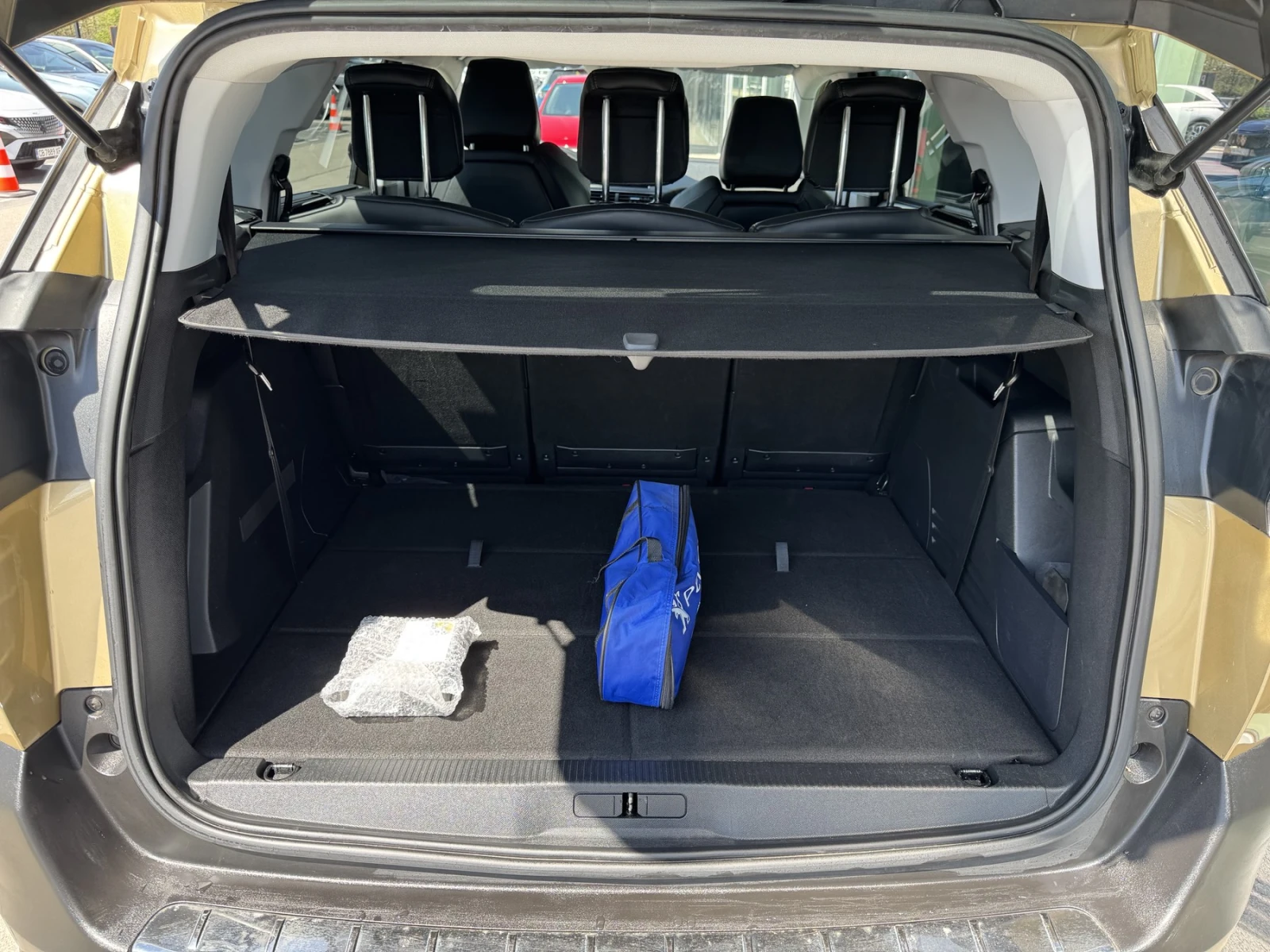 Peugeot 5008 NEW ALLURE 1, 2 Puretech 130ch S&S EAT6 E6.1 - изображение 8