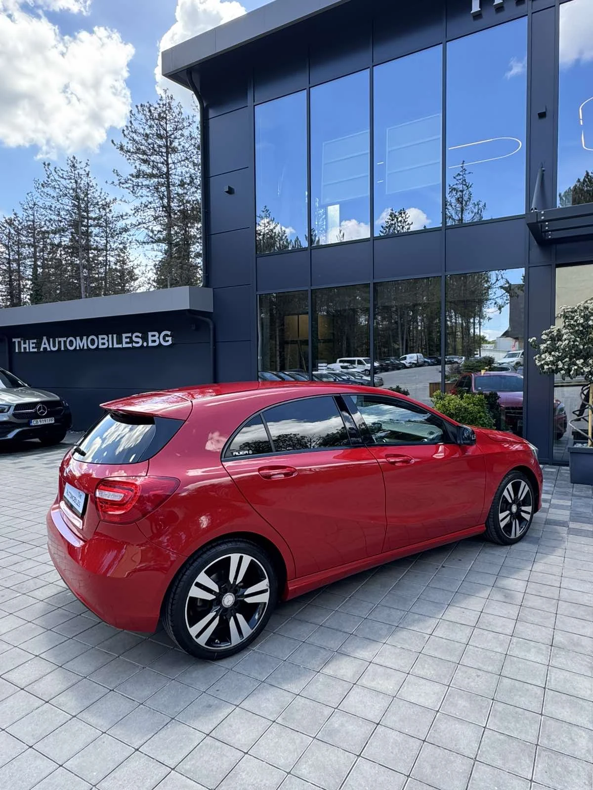 Mercedes-Benz A 180  - изображение 7