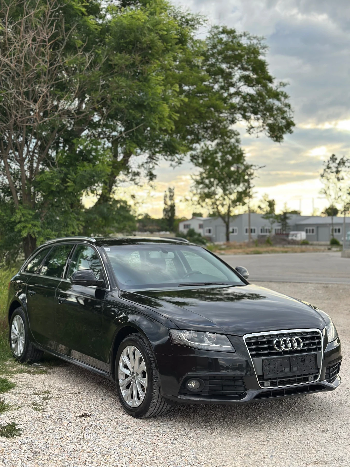 Audi A4 2.0TDI - изображение 2