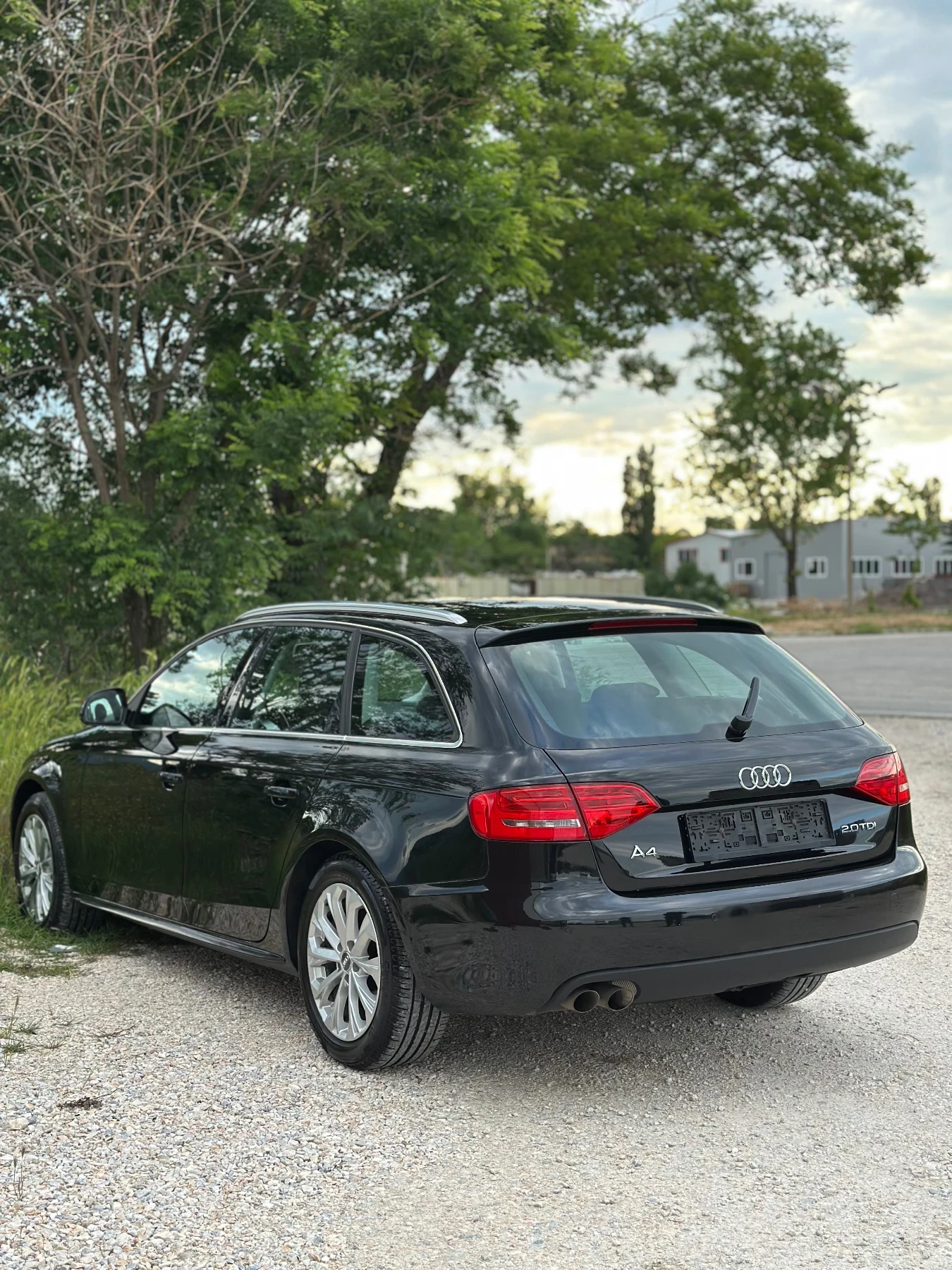 Audi A4 2.0TDI - изображение 5