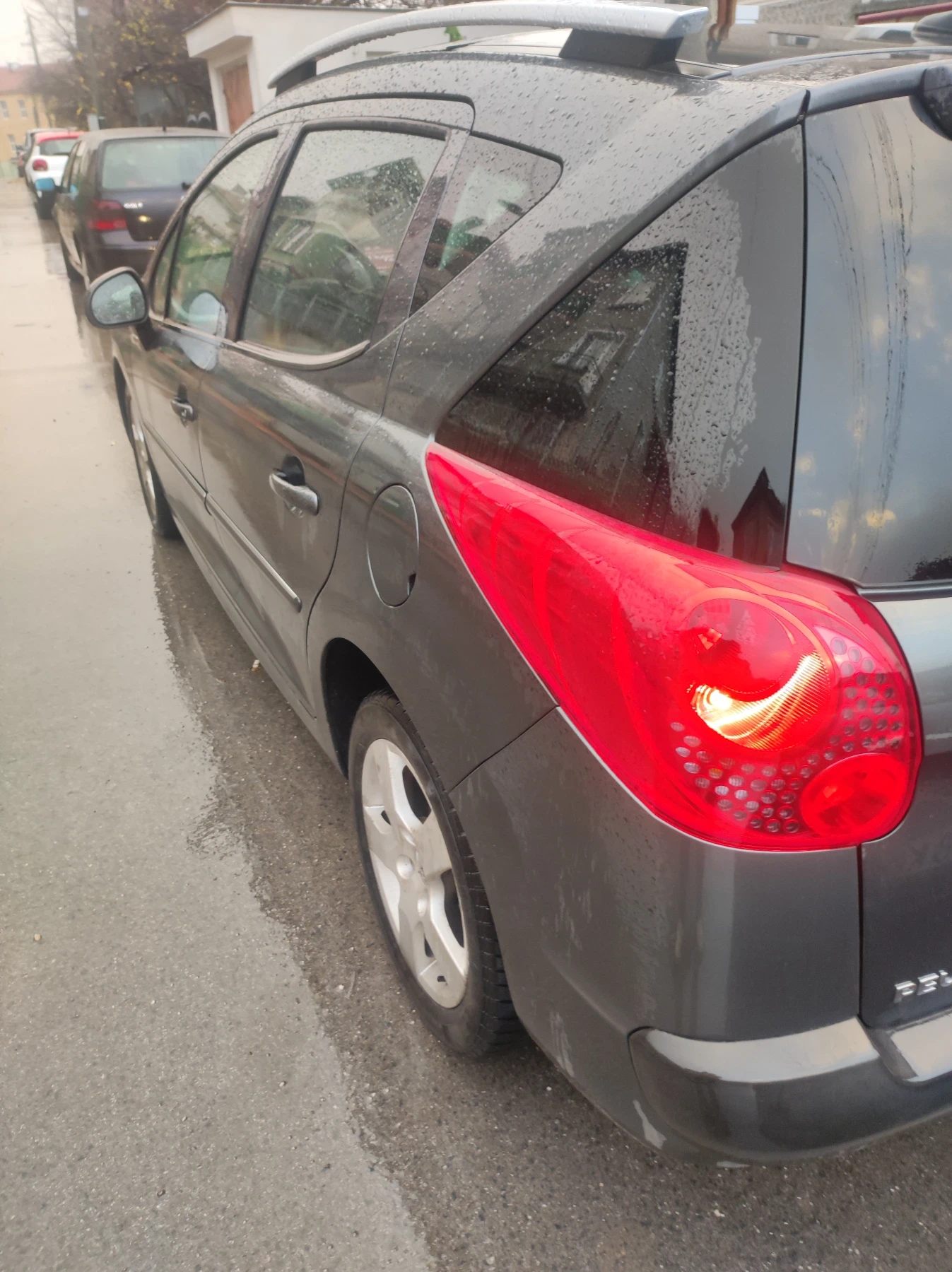 Peugeot 207 SW - изображение 4