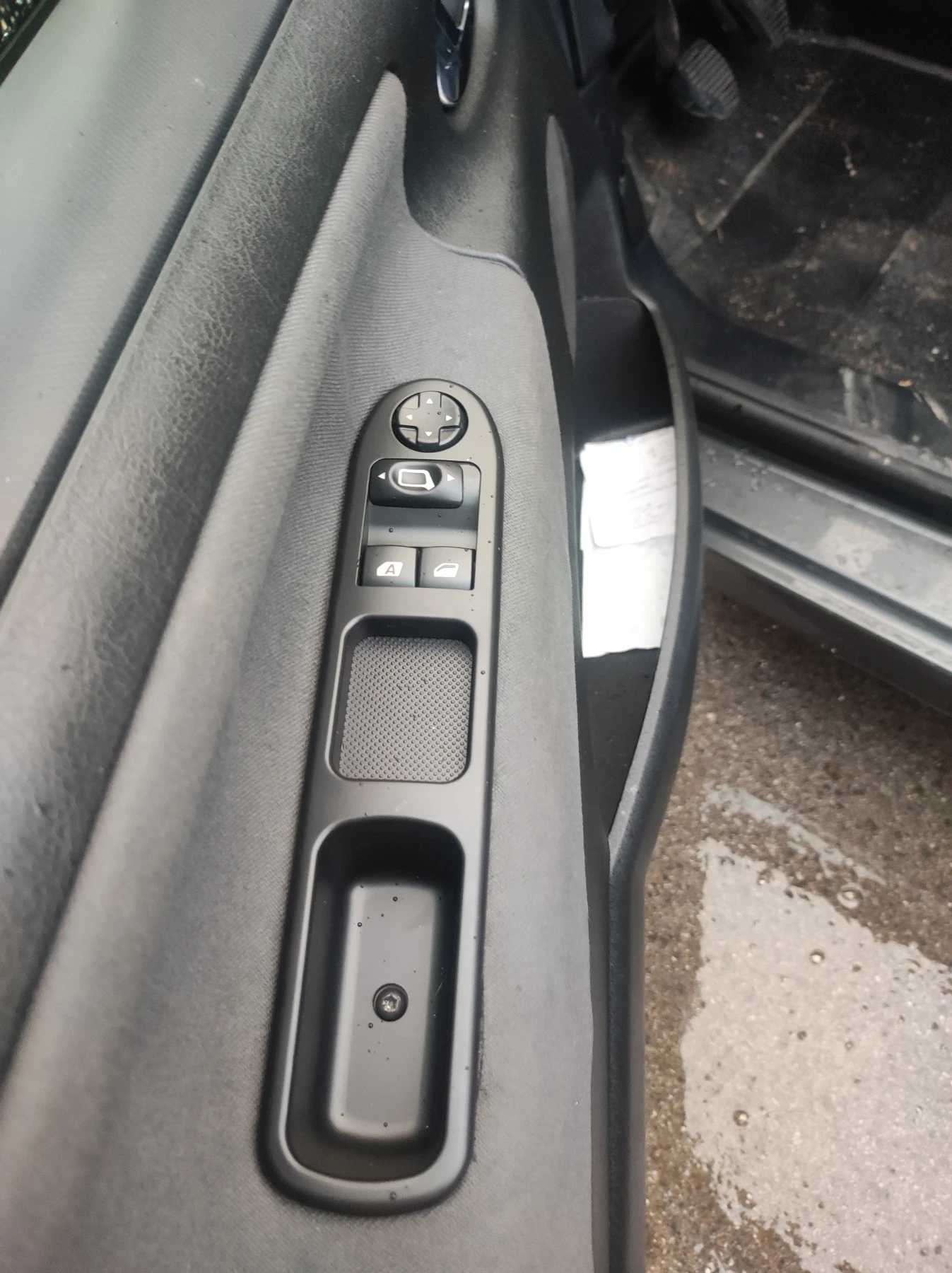 Peugeot 207 SW - изображение 6