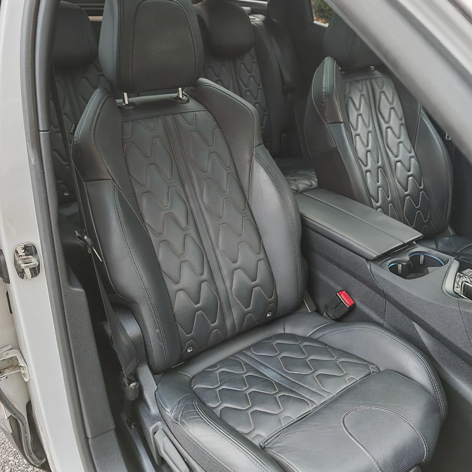 Peugeot 3008 2.0 HDI GT Line  | Mobile.bg   11