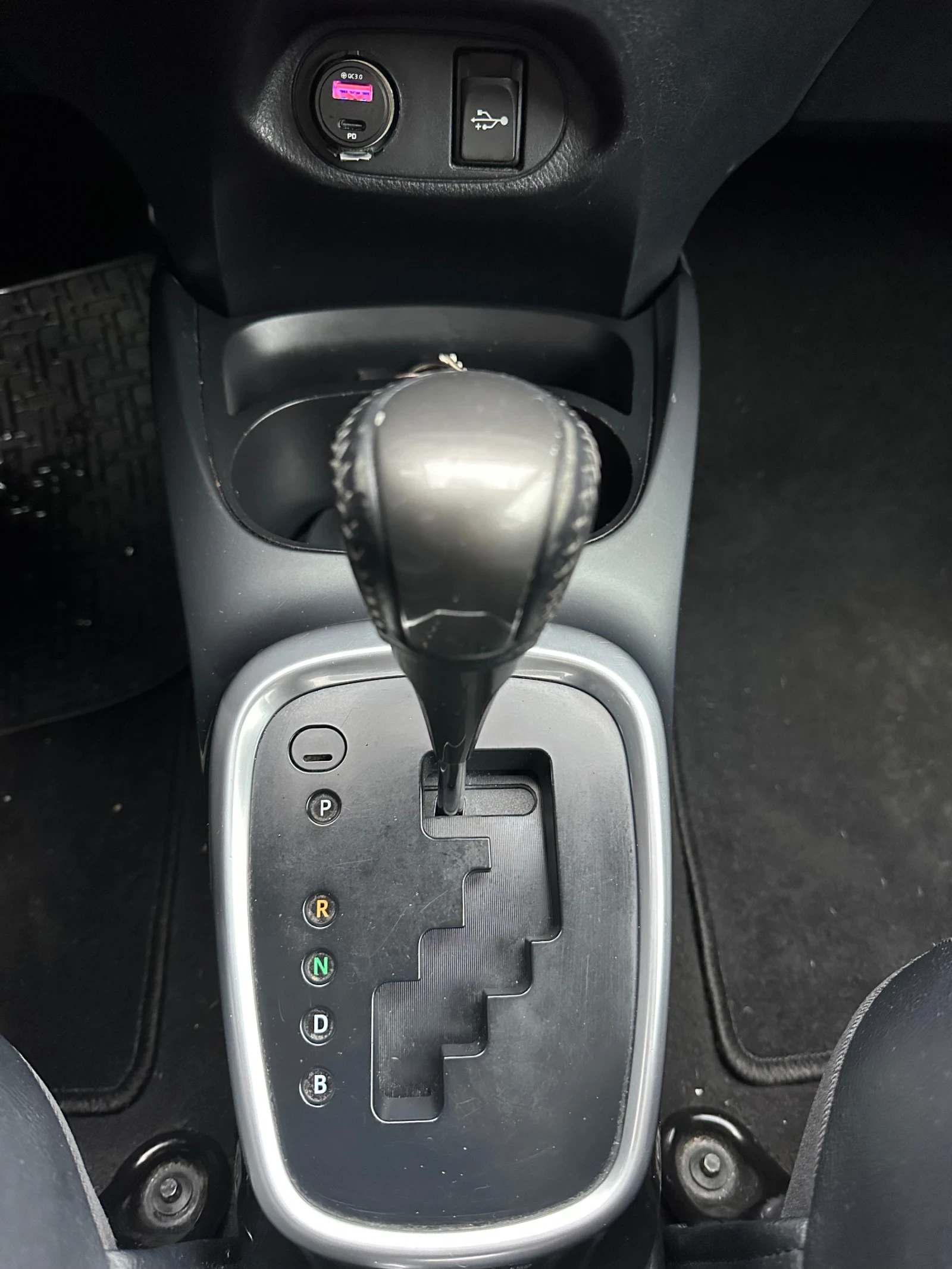 Toyota Yaris 1.5 Hybrid Style ��������  | Mobile.bg � ����������� 14