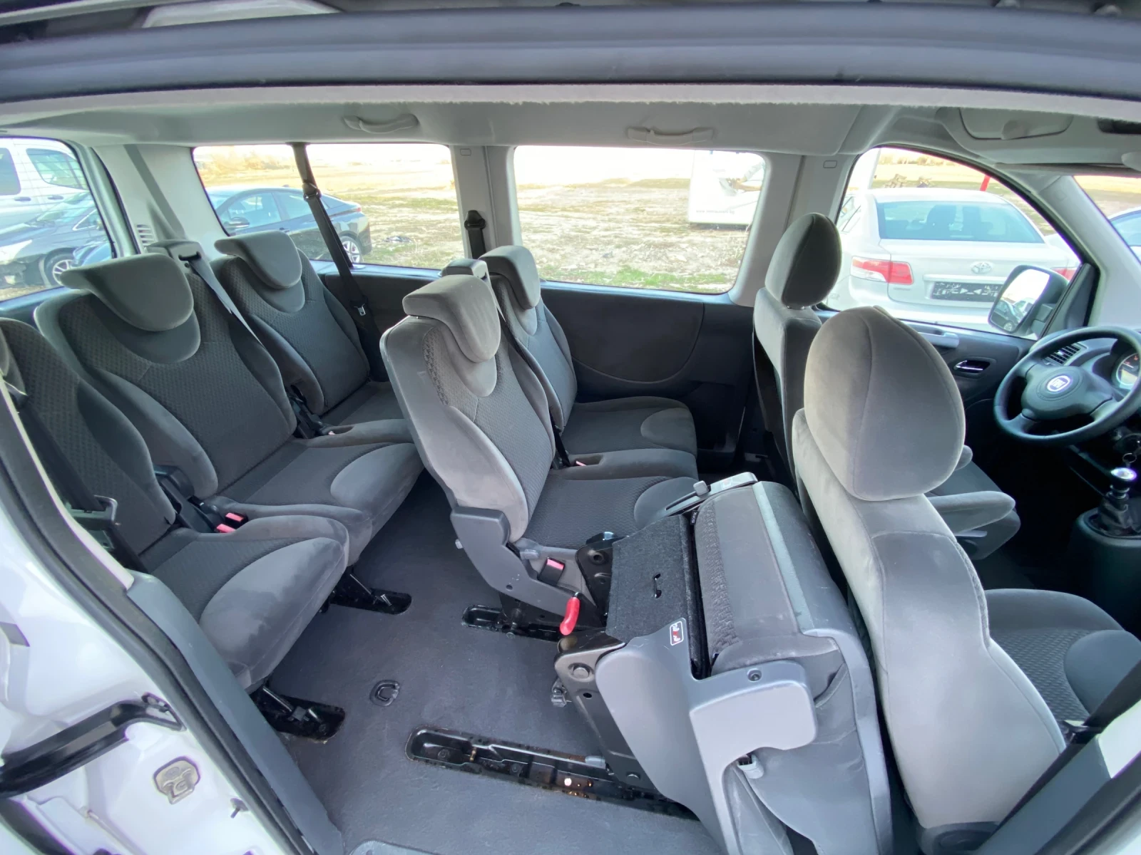 Fiat Scudo 2.0 HDI 7+ 1/8+ 1 ИТАЛИЯ КЛИМАТРОНИК ТЕГЛИЧ , снимка 14 - Автомобили и джипове - 53913938