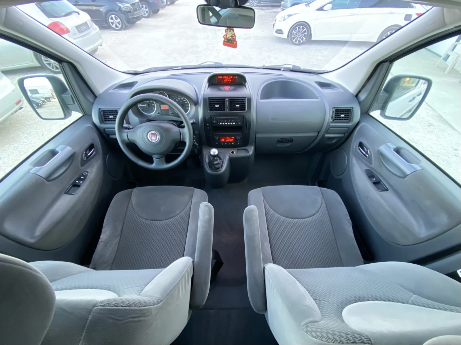 Fiat Scudo 2.0 HDI 7+ 1/8+ 1 ИТАЛИЯ КЛИМАТРОНИК ТЕГЛИЧ , снимка 8 - Автомобили и джипове - 53913938