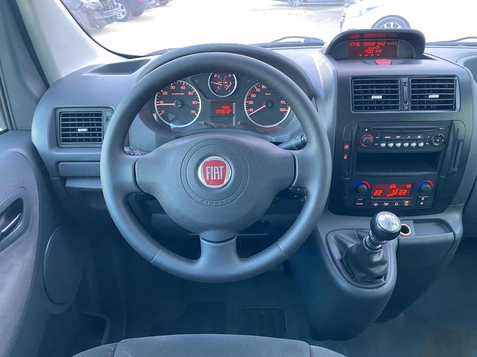Fiat Scudo 2.0 HDI 7+ 1/8+ 1 ИТАЛИЯ КЛИМАТРОНИК ТЕГЛИЧ , снимка 9 - Автомобили и джипове - 53913938