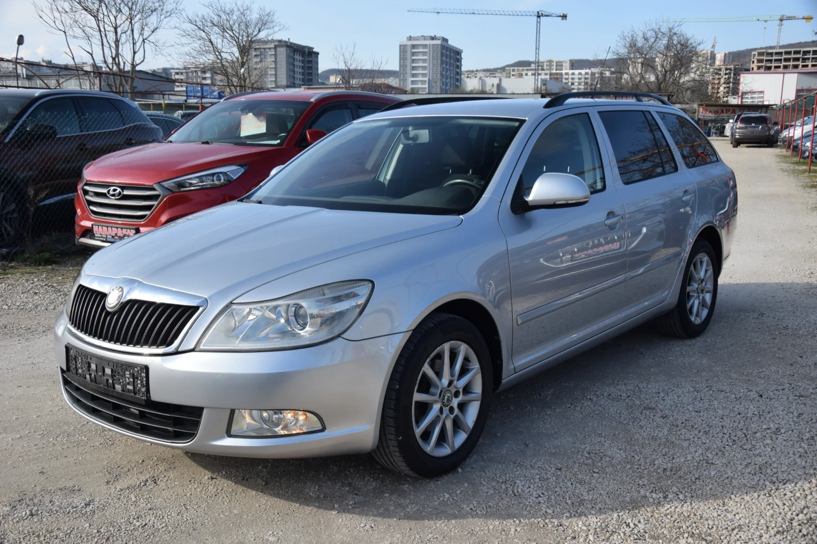 Skoda Octavia 1.6 TDI , снимка 3 - Автомобили и джипове - 54056597