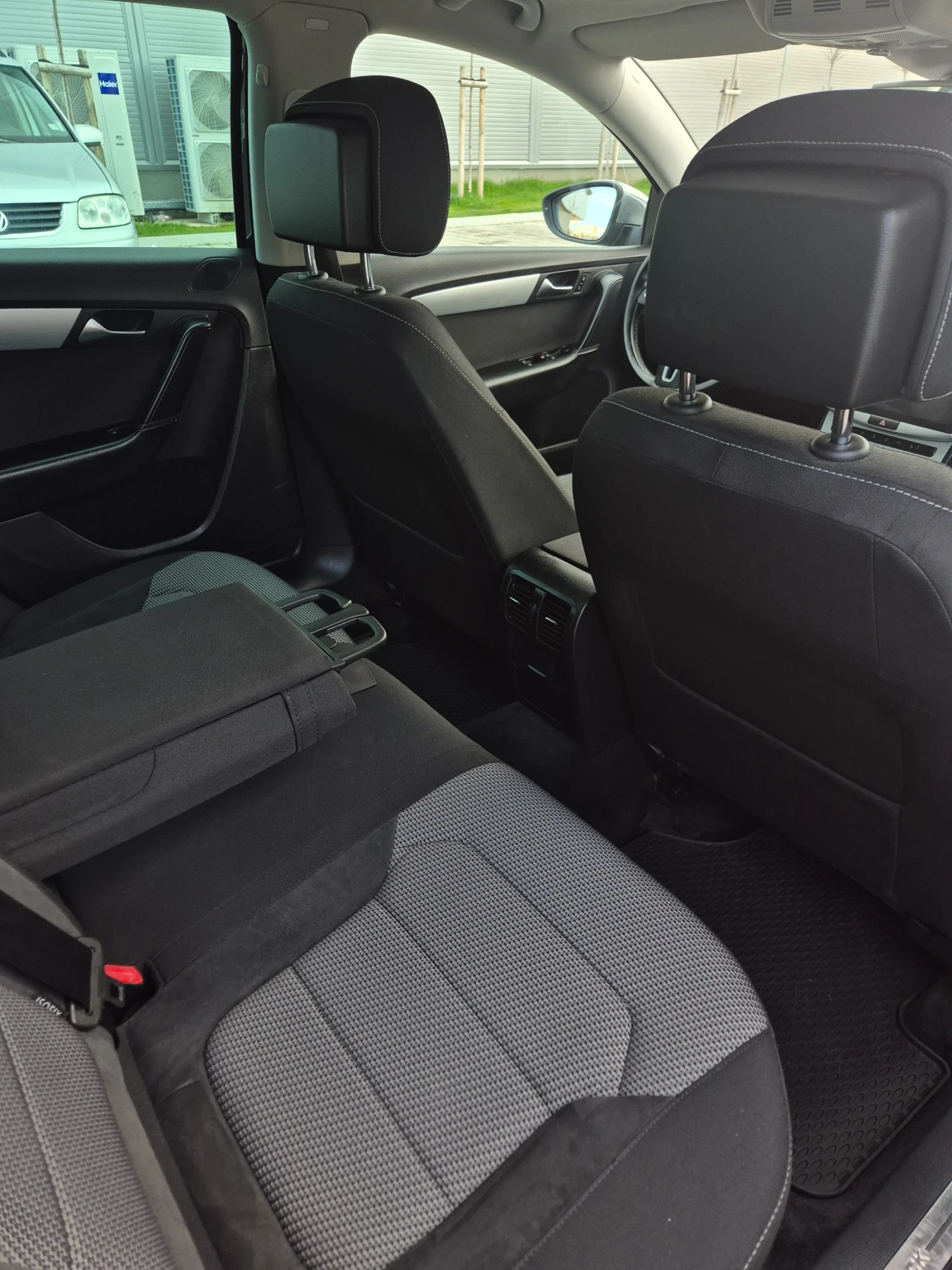 VW Passat ALLTRACK* СЕРВИЗНА ИСТОРИЯ* АВТОМАТ , снимка 8 - Автомобили и джипове - 54116196