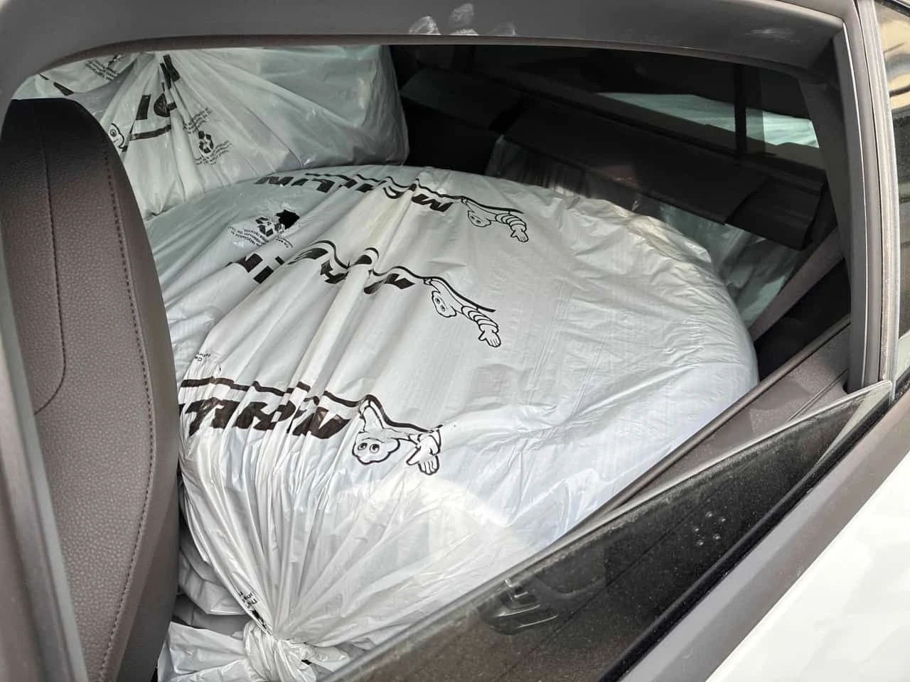 Porsche Panamera * 4 * CARFAX * ОБДУХВАНЕ * 360 * BOSE * 2 КЛЮЧА, снимка 11 - Автомобили и джипове - 54202136