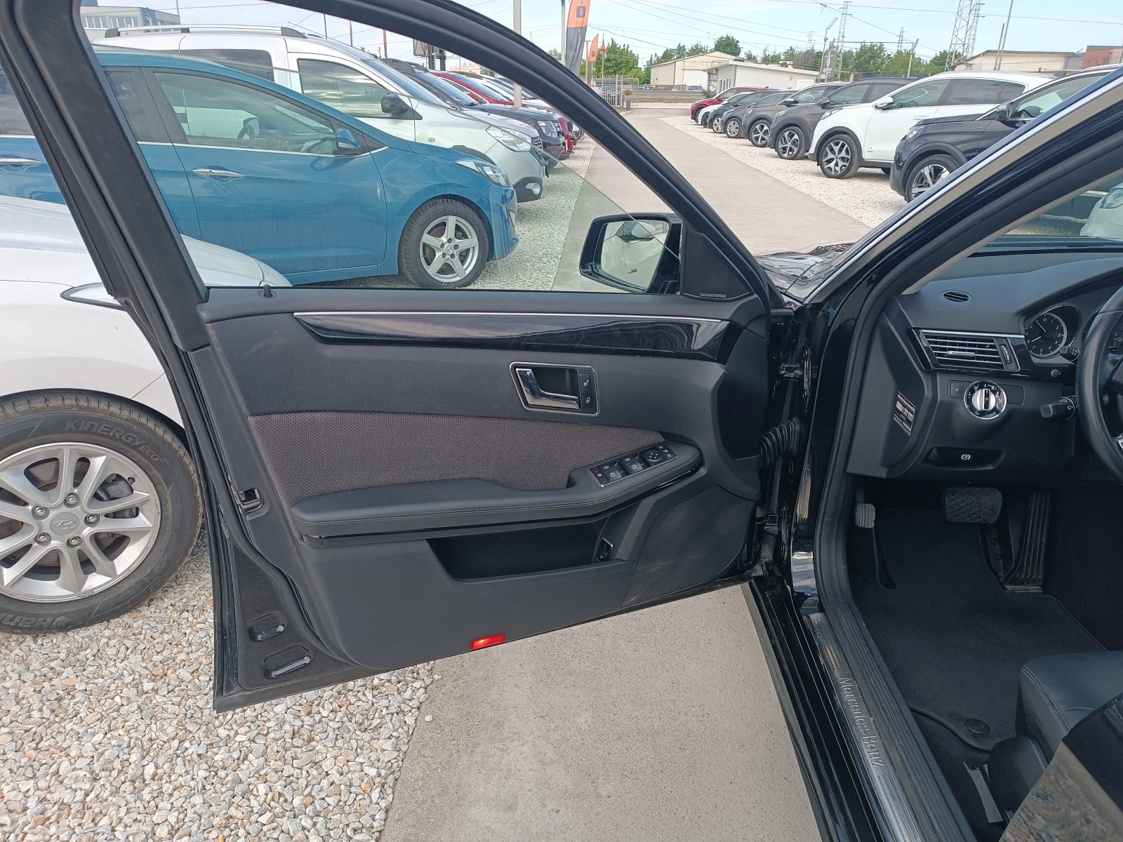 Mercedes-Benz E 350 350 CDI , снимка 15 - Автомобили и джипове - 54601964