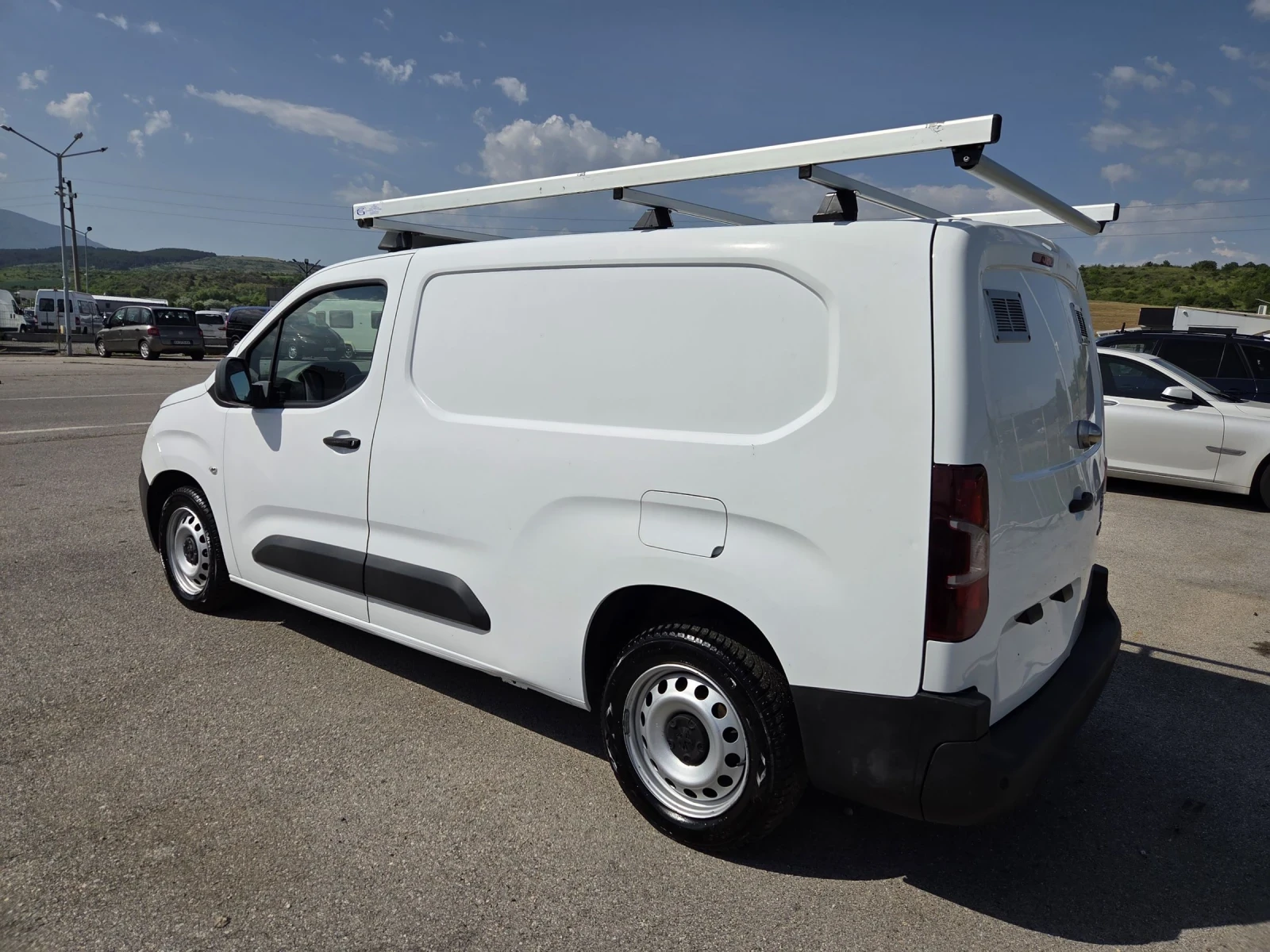 Peugeot Partner, снимка 4 - Автомобили и джипове - 54700539