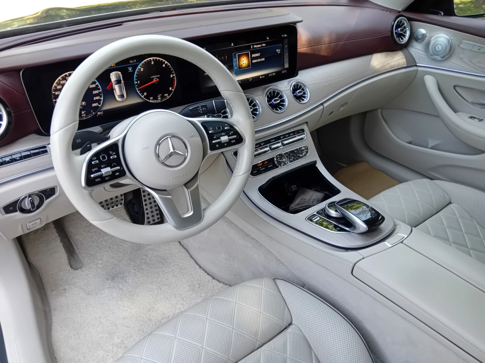 Mercedes-Benz E 400 AMG/4 MATIC/designo/ COUPE, снимка 12 - Автомобили и джипове - 54703964