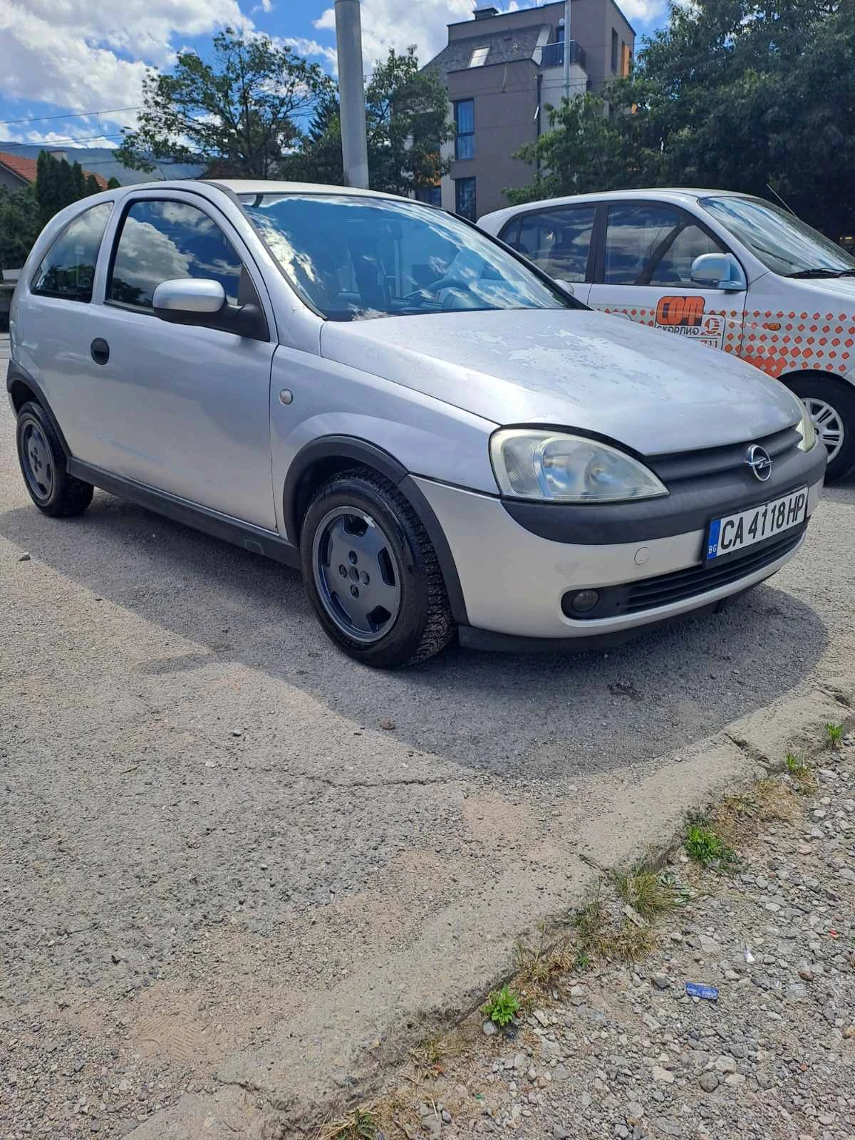 Opel Corsa 1.0, снимка 10 - Автомобили и джипове - 54930736