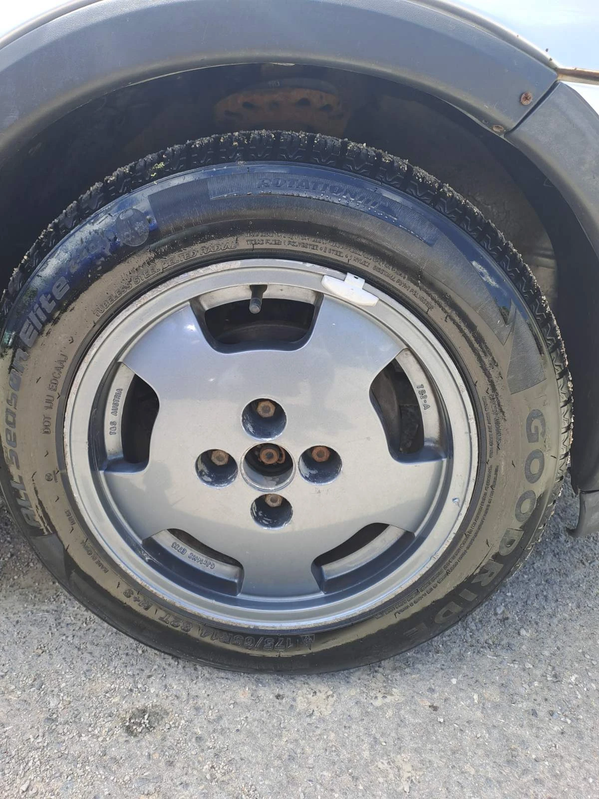 Opel Corsa 1.0, снимка 5 - Автомобили и джипове - 54930736