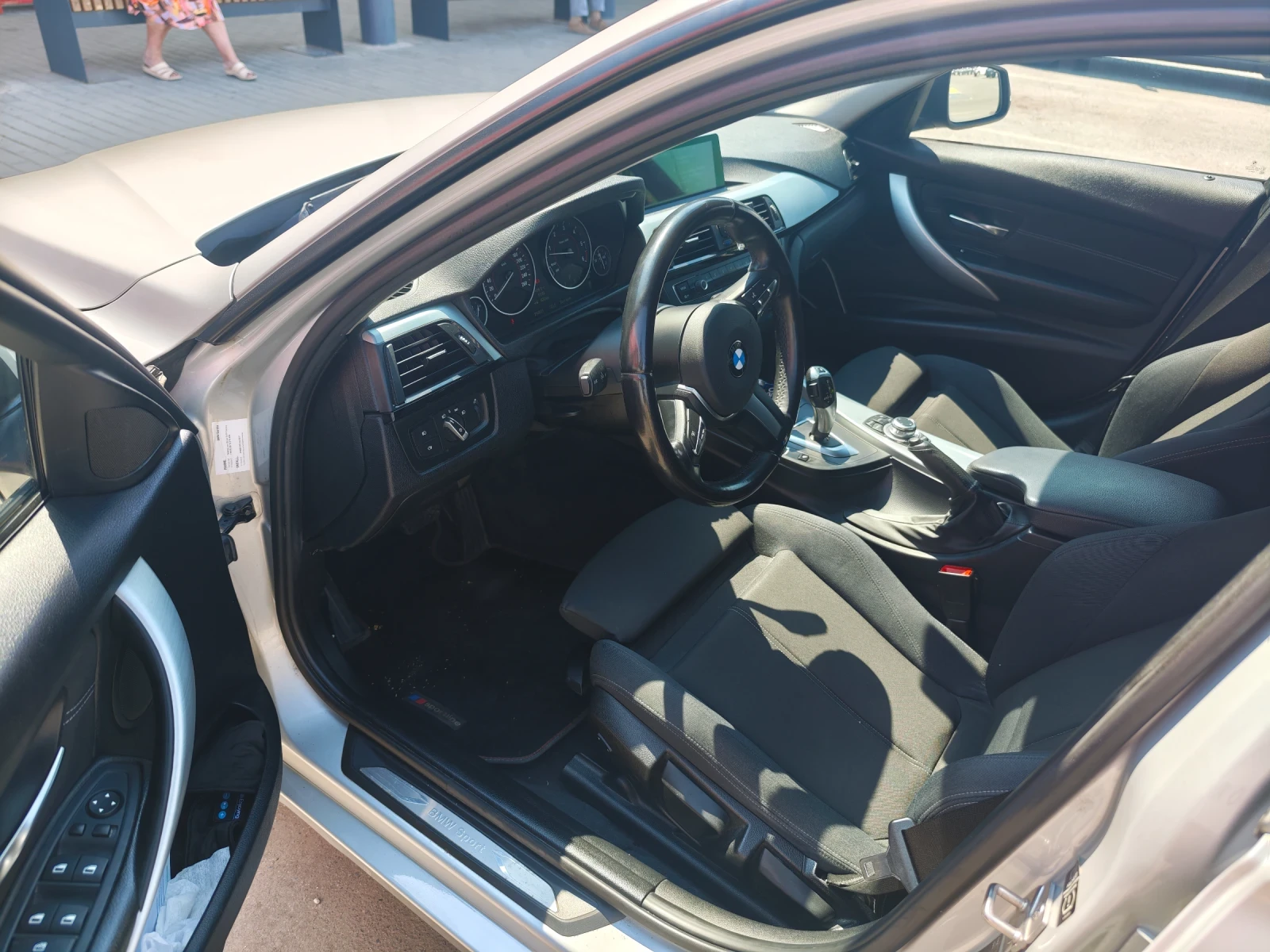 BMW 330, снимка 13 - Автомобили и джипове - 55130288