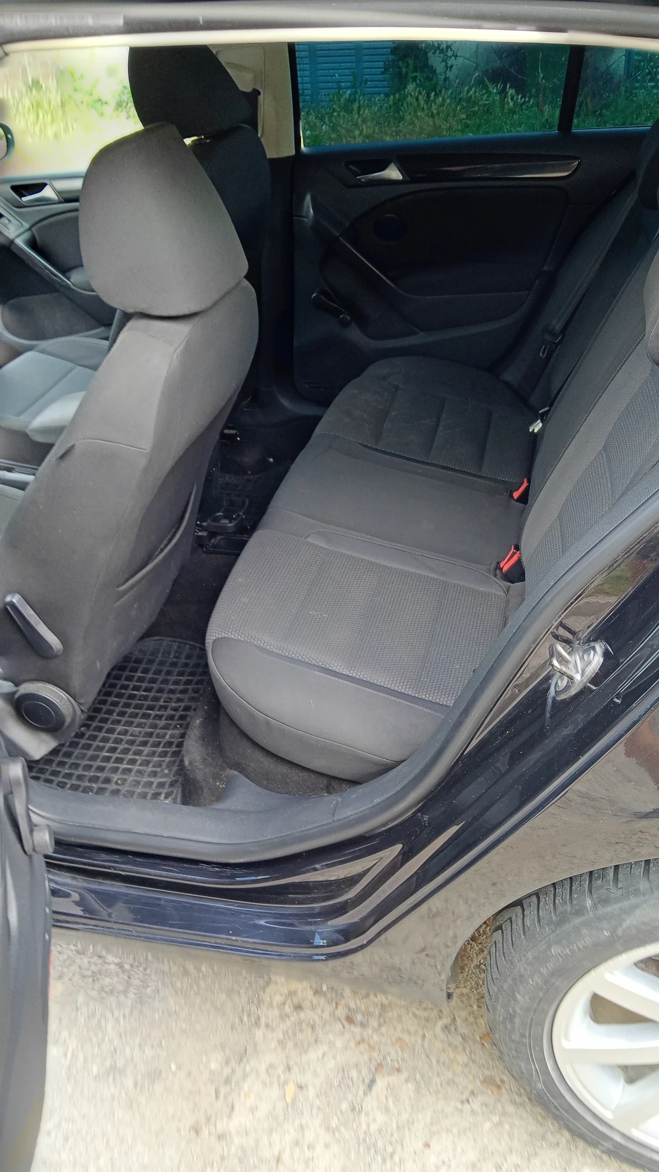 VW Golf 6 Бензин Евро 5А Ръчка , снимка 6 - Автомобили и джипове - 55155561