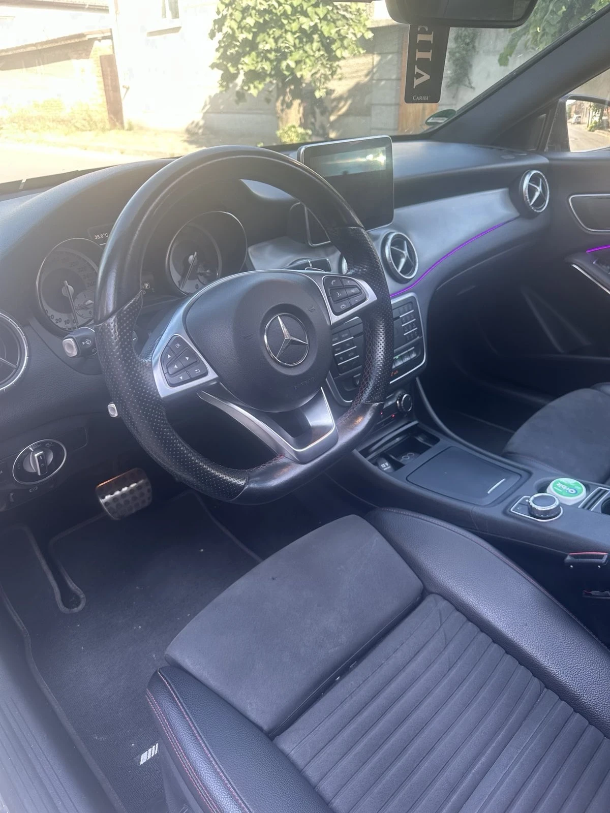 Mercedes-Benz CLA 220, снимка 4 - Автомобили и джипове - 55358608