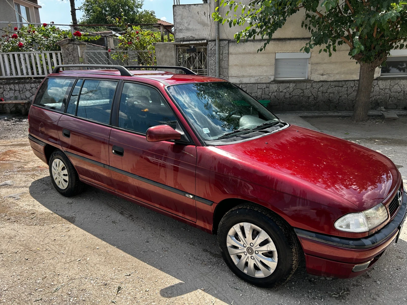 Opel Astra, снимка 2 - Автомобили и джипове - 55594823