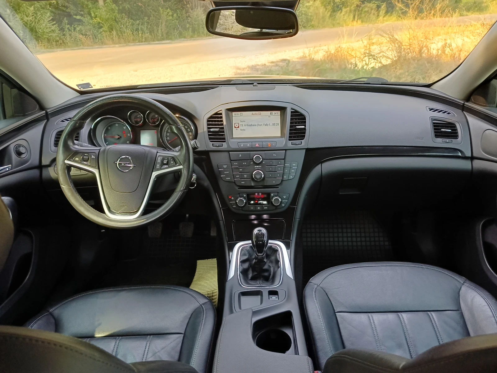 Opel Insignia 2.0D 160к.с, снимка 12 - Автомобили и джипове - 55651277