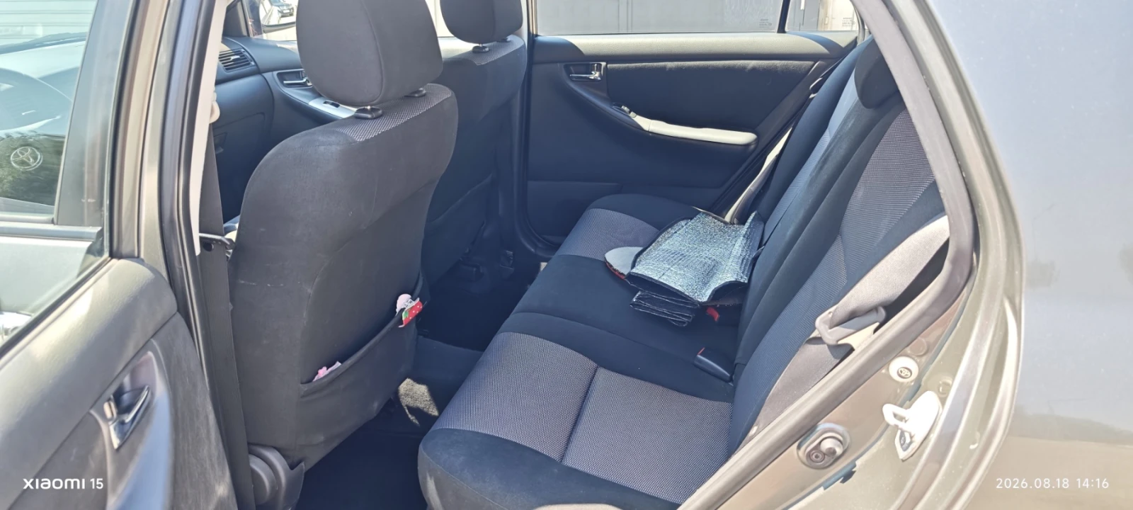 Toyota Corolla 1.4 D4D 90к.с., снимка 6 - Автомобили и джипове - 55707413