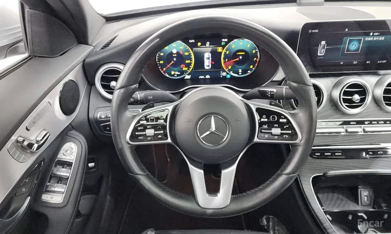 Mercedes-Benz C 200 * KEYLESS* LANE ASSIST* ФИКСИРАНА ЦЕНА ДО БЪЛГАРИЯ, снимка 13 - Автомобили и джипове - 56192649