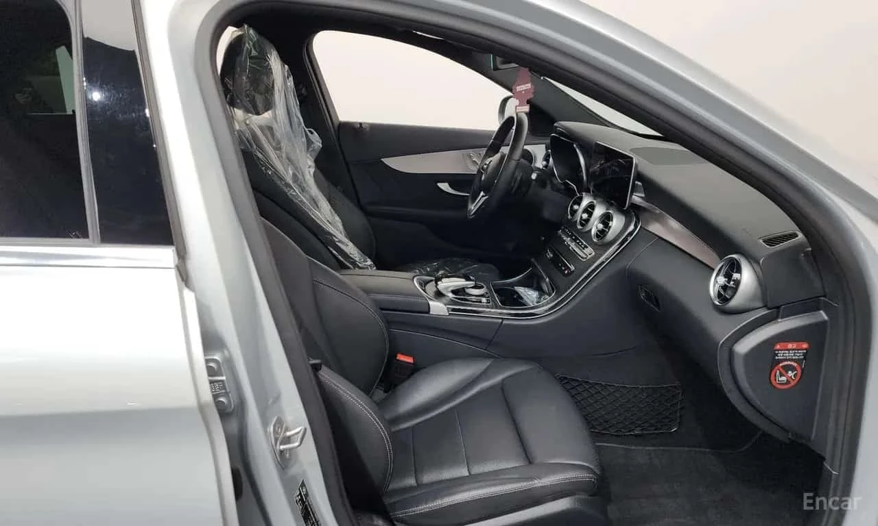 Mercedes-Benz C 200 * KEYLESS* LANE ASSIST* ФИКСИРАНА ЦЕНА ДО БЪЛГАРИЯ, снимка 11 - Автомобили и джипове - 56192649