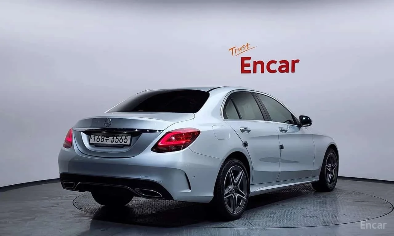 Mercedes-Benz C 200 * KEYLESS* LANE ASSIST* ФИКСИРАНА ЦЕНА ДО БЪЛГАРИЯ, снимка 2 - Автомобили и джипове - 56192649