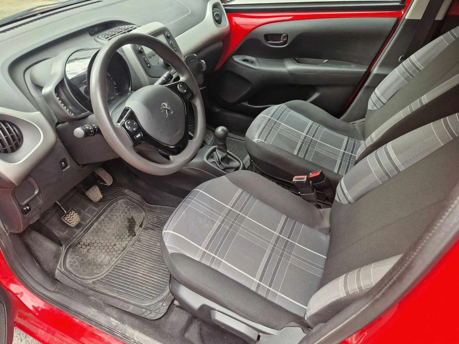 Peugeot 108, снимка 9 - Автомобили и джипове - 56232054