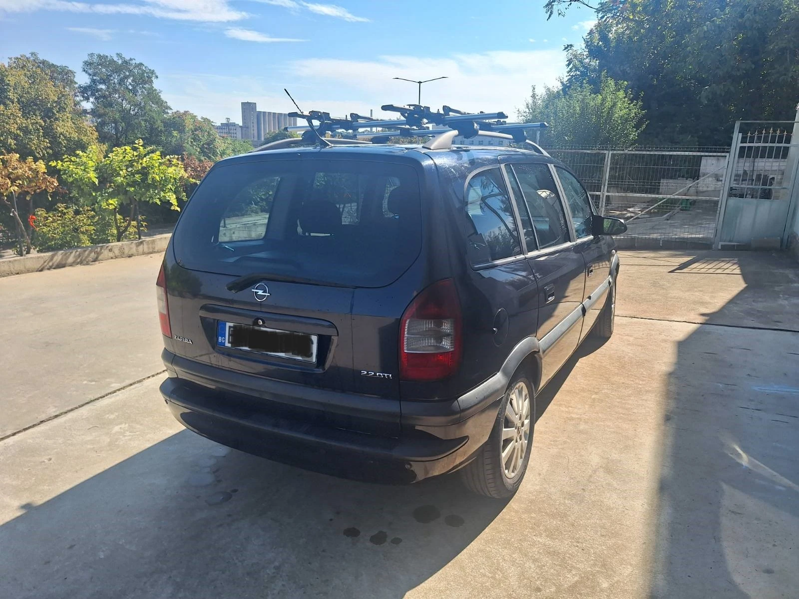 Opel Zafira, снимка 3 - Автомобили и джипове - 56277560