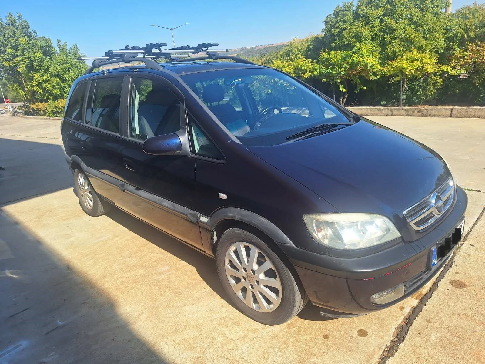 Opel Zafira, снимка 2 - Автомобили и джипове - 56277560