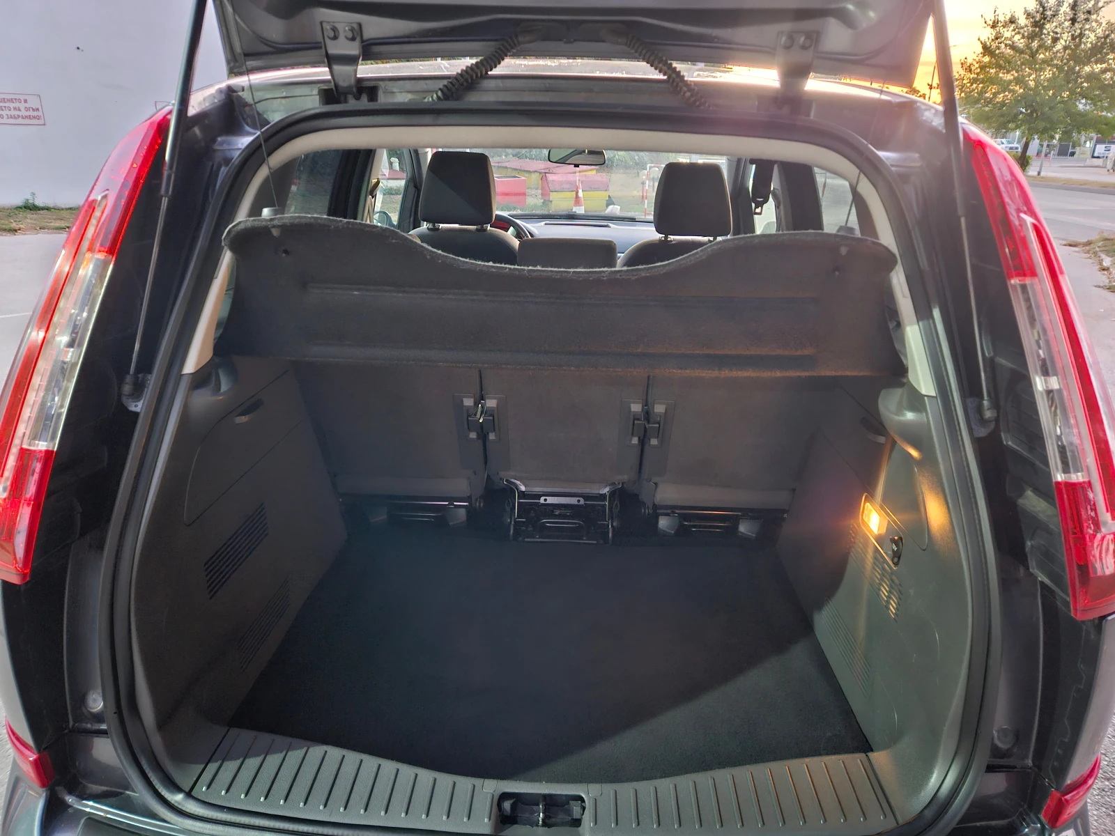 Ford C-max 1.6 HDI, 90к.с., снимка 7 - Автомобили и джипове - 56351381