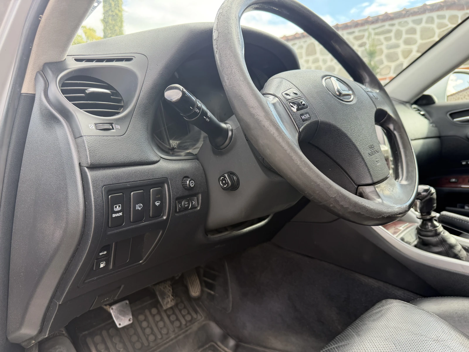 Lexus IS 220d | Mobile.bg � ����������� 8