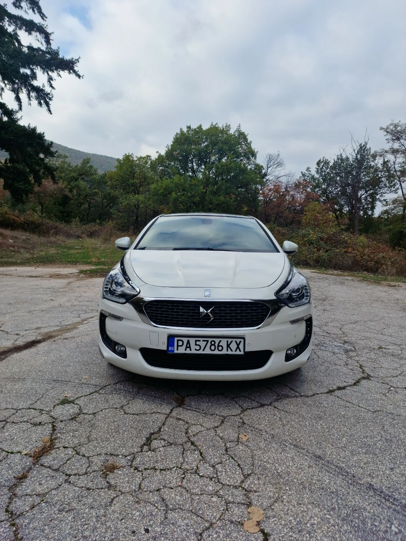 DS DS 5  DS 5 Hybrid4 4x4 | 2.0 HDi | 200 к.с. | 2012г 