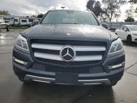 Mercedes-Benz GL 450 4MATIC* KEYLESS* ПОДГРЕВ* КАМЕРА* ШИБИДАХ* МЪРТВА  - 11000 € / 21514.13 лв. - 99020606 2